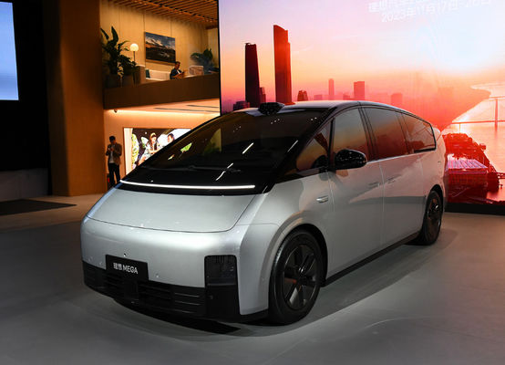 Ανταγωνιστικό εργοστάσιο αυτοκινήτων 2WD Lixiang Mega Electric Vehicle MPV Auto Pure New Energy EV Car